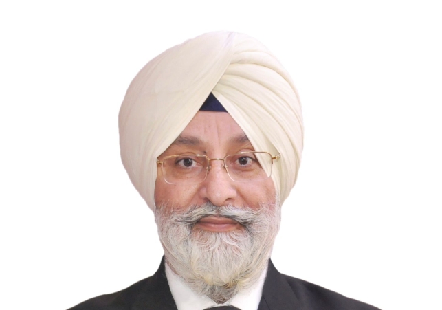 ਪੰਜਾਬੀ ਕਲਚਰਲ ਕੌਂਸਲ ਵੱਲੋਂ ਪੰਜਾਬ ਯੂਨੀਵਰਸਿਟੀ ਦੇ ਪੁਰਾਣੇ ਢਾਂਚੇ ਤਹਿਤ ਸੈਨੇਟ ਤੇ ਸਿੰਡੀਕੇਟ ਚੋਣਾਂ ਤੁਰੰਤ ਬਹਾਲ ਕਰਨ ਦੀ ਮੰਗ  ਕੇਂਦਰ ਦਾ ਕਦਮ ਪੰਜਾਬ ਦੀ ਅਕਾਦਮਿਕ ਵਿਰਾਸਤ 'ਤੇ ਹਮਲਾ ਕਰਾਰ ; 142 ਸਾਲ ਪੁਰਾਣੀ ਵਿੱਦਿਅਕ ਸੰਸਥਾ ‘ਚ ਜਮਹੂਰੀਅਤ ਮੁੜ ਸੁਰਜੀਤ ਕਰਨ ਦੀ ਅਪੀਲ  ਚੰਡੀਗੜ੍ਹ, 5 ਨਵੰਬਰ, 2025 - ਪ